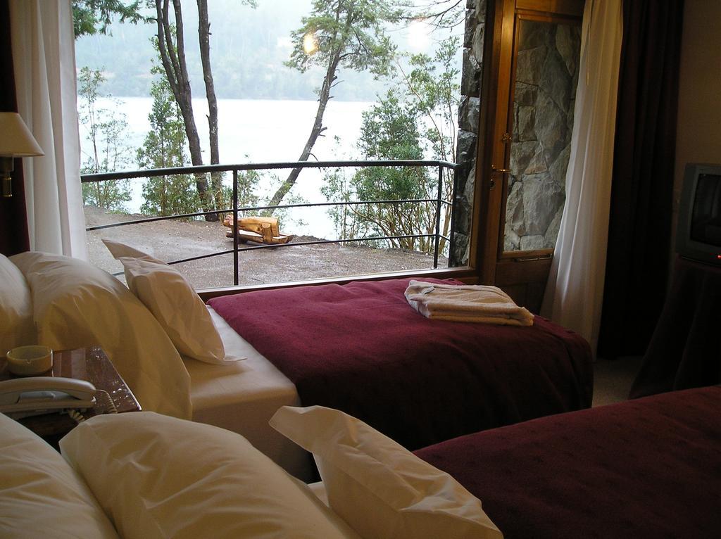 Patagonia Paraiso - Hotel Boutique On Lake Beach Вилья-ла-Ангостура Экстерьер фото